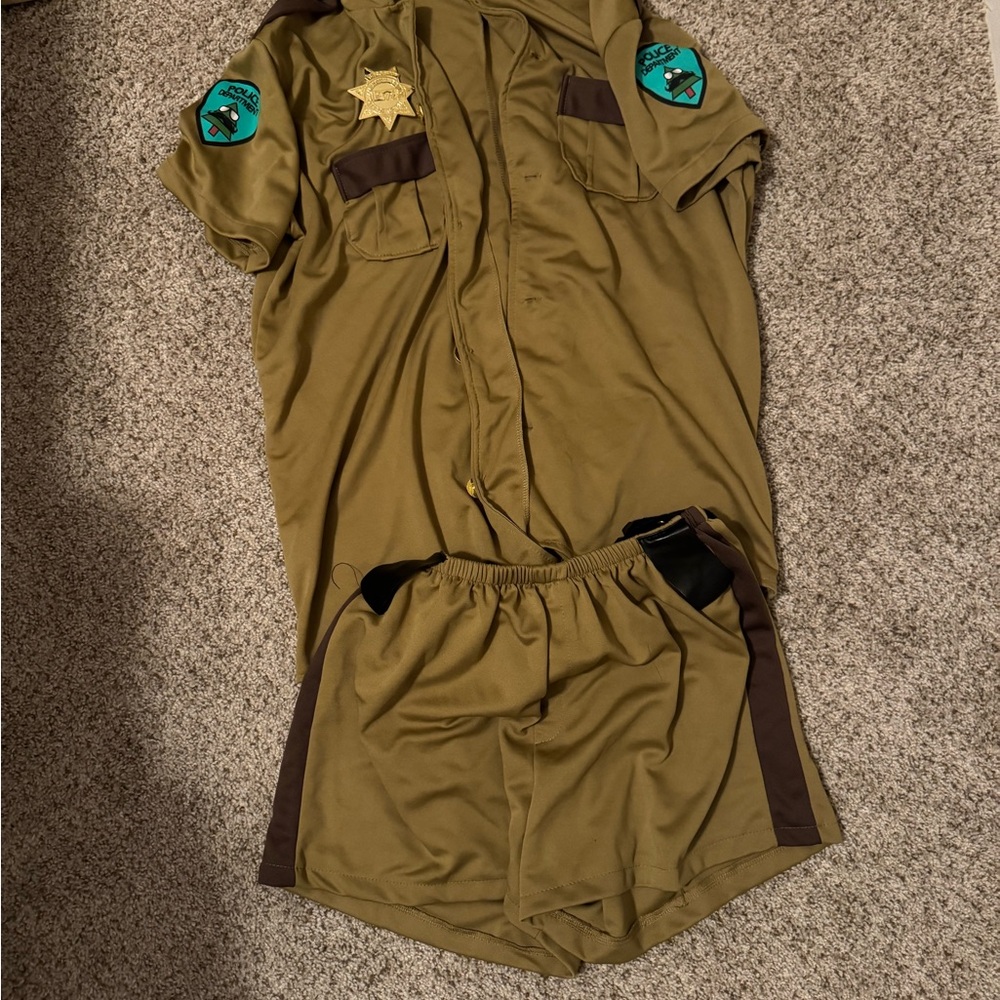 Reno 911 Halloween Shirt and Shorts